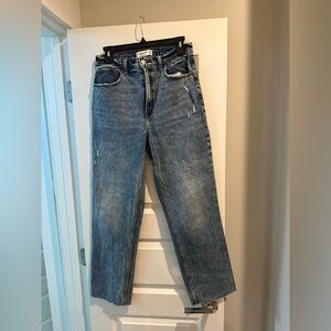 Abercrombie & Fitch size 28 dark wash denim